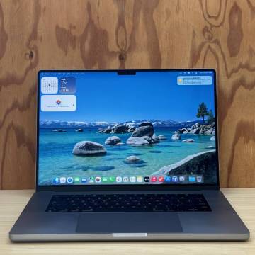 Macbook Pro A2485 2021◆Apple M1 Pro◆メモリ32GB◆SSD512GB◆Liquid Ratina16インチ◆macOS Tahoe◆バッテリー良好◆USキー