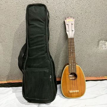 1円〜 ウクレレ 弦楽器 楽器 UKULELE 現状品 音楽