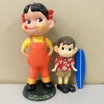 P350-UT1-390 不二家 首振りペコちゃん スポーツポコちゃん 2点セット ソフビ 昭和レトロ FUJIYA フィギュア ビンテージ コレクション TE