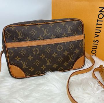 美品 LOUIS VUITTON ルイヴィトン モノグラム ショルダーバッグ トロカデロ27 M51274 斜めがけバッグ クロスボディ