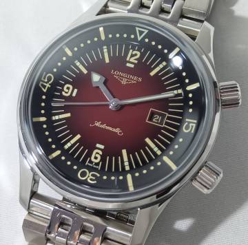 売り切り ロンジン レジェンドダイバー ウォッチスタンドのおまけ付き L3.374.4.40.2 ボルドー文字盤 自動巻き 300m防水 36mm