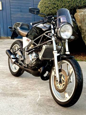 YAMAHA　SDR200 2TV-005※ 低走行2260Km USB付【茨城県古河市から】オイル交換済　現状動画・配送費検索が本文内にあります