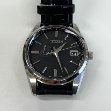 1円 美品 CITIZEN シチズン Eco-Drive エコドライブ A010-T01853 デイト メンズ 腕時計 稼働