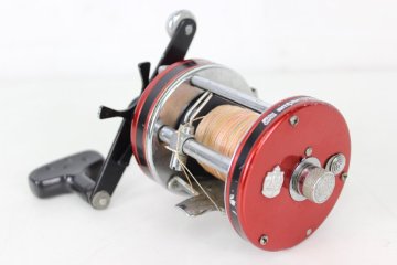 【ト福】Abu Garcia アブガルシア ambassadeur 7000 アンバサダー ベイトリール レッド 動作未確認 釣り具 LBZ01LLS65