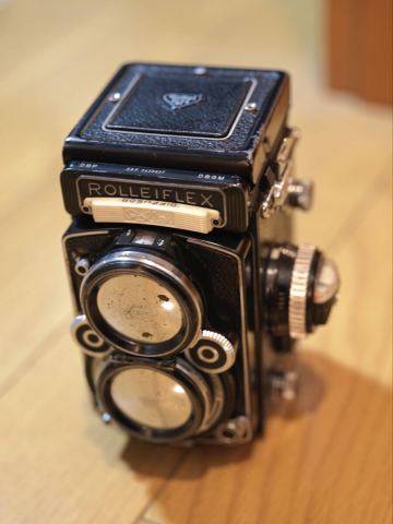 Rolleiflex 2.8F Planar プラナー　80mm f2.8 Carl Zeiss ローライ　ローライフレックス 二眼レフ フィルムカメラ