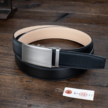 無段階調整【本革】～124cm 穴無し ビジネス フォーマル メンズ ベルト フリーサイズ 新品 未使用 送料無料 1円 黒 ブラック 田中革具