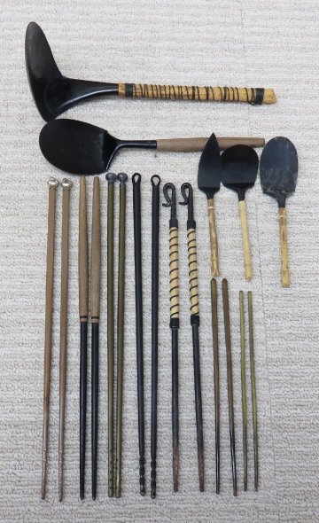 中古 茶道具 風炉道具 火箸 灰匙 灰杓子 12点 まとめ まとめ売り 炉用 鳥頭 真鍮 銅 鉄製 茶事