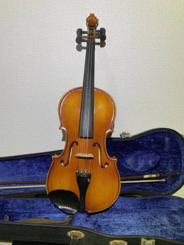 ハンガリー　4/4フルサイズ　バイオリン　弓付き
