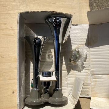 ヤンキーホーン　未使用品