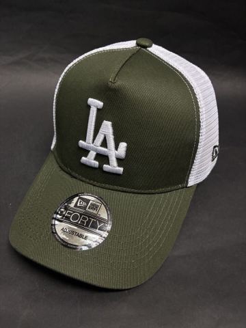 ニューエラ&times;LAドジャースオリーブホワイトスナップバックメッシュキャップ