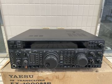 YAESU FT-1000MP HF TRANSCEIVER ヤエス 八重洲無線 トランシーバー 無線機 アマチュア無線