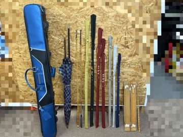 ヘラブナ竿 多数まとめ売り へら竿 うき 竿袋 釣具 ケース 傘 祖父引退品 現状品ジャンク