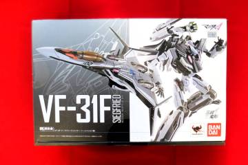 DX超合金 VF-31F ジークフリード (メッサー・イーレフェルト機)