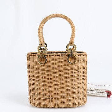 1円■極美品■サルヴァトーレフェラガモ■ガンチーニ ラタン かごバッグ ハンドバッグ バスケット ゴールド 金具 レディース EMM DI3-9