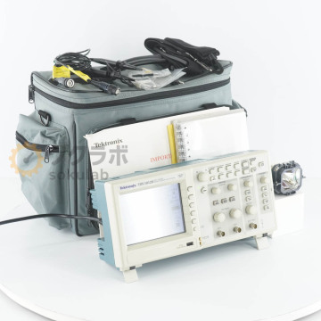 [DW]8日保証 TDS 1012B TDS1012B TDS1000B Tektronix 100MHz 1GS/s 2ch P2220*2 テクトロニクス DIGITAL STORAGE OSCILLOSCOPE[07734-0055]