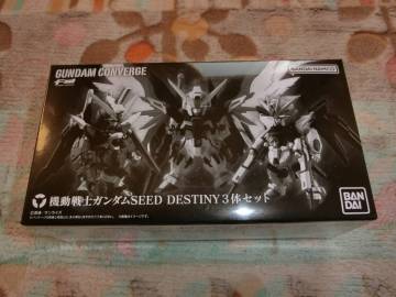 FW ガンダムコンバージ 機動戦士ガンダムSEED DESTINY ３体セット ストライクフリーダム インフィニットジャスティス デスティニー 新品
