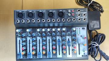 BEHRINGER XENYX 1002B