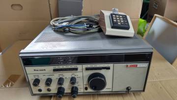 コリンズ　HF-380　受信機　【ジャンク】