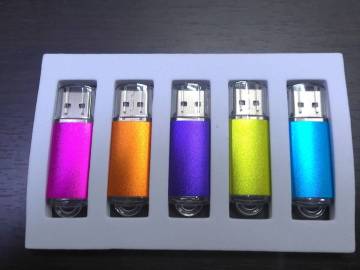 KOOTION USBメモリ 4GB ５個セットUSB2.0＋送料無料