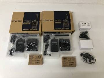 【説明欄必読】KENWOOD ハイパワー・デジタルトランシーバー TPZ-D553 2点まとめ イヤホンマイク付き EMC-15 【追加写真有】B