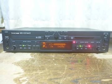 TASCAM　　MD-CD1MKⅡ 業務用CDプレーヤー/MDレコーダー　タスカム
