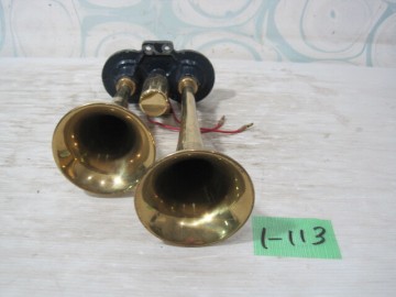 1-113♀ヤンキーホーン 真鍮製 ニッケン?♀