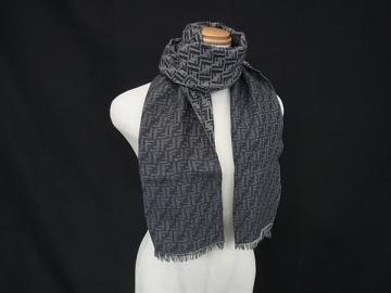 1円 ■美品■ FENDI フェンディ ズッカ柄 ズッキーノ ウール100％ マフラー ストール 防寒具 メンズ ダークグレー系 FV7417