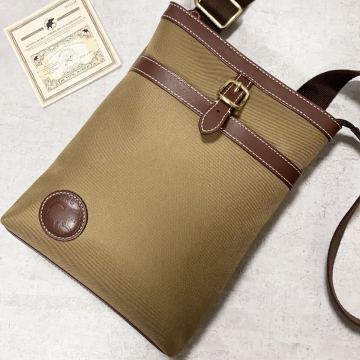 極美品■HUNTING WORLD ハンティングワールド サコッシュ ショルダーバッグ メッセンジャー メンズ ビジネス 斜め掛け レザー キャンバス