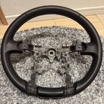 綺麗？ ウレタンからレザーへ プリウス ZVW 30 前期後期共通 &alpha; g's 純正 レザー ハンドル ステアリング プリウス &alpha; アクアも装着可能
