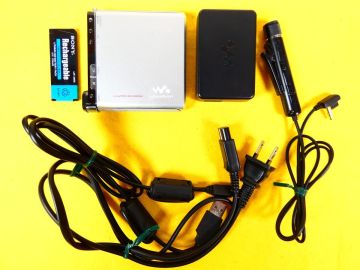 (MT-10) SONY ソニー MZ-RH1 Net MD Walkman ポータブルMDレコーダー 音響機器 オーディオ ※ジャンク/再生OK！ @送料600円 (11)