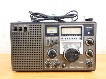(ITJ-20) National ナショナル RF-2200 COUGAR クーガー　2200 BCLラジオ 当時物 オーディオ機器 ※通電OK ジャンク@80(12)