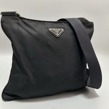 1円 PRADA プラダ テスートナイロントライアングルロゴ　レディース ブラック系ショルダーバッグ クロスボディ カメラバッグ正規品本物