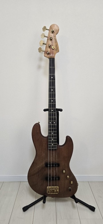 フェンダージャパン　ジャズベース eシリアル　　Fender Japan Jazz Bass　送料無料