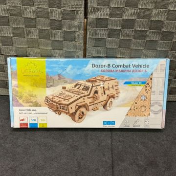 S928-C4-4408【未開封】Ugears ユーギアーズ 1/24 Dozor-B Combat Vehicle ドーザーB コンバットカー 木製 3D 立体パズル 模型 OA