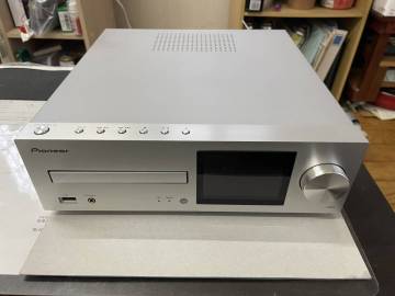 ジャンク品　ネットワーク　CDレシーバー HM86 シルバー