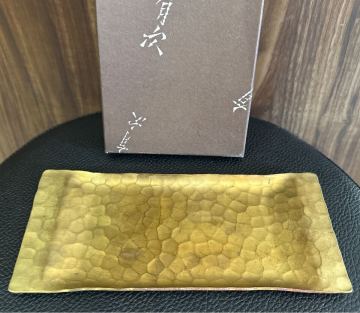 長期保管 中古品 【 有次 槌目加工 金色 真鍮 小物置き キャッシュトレイ 縦187 横85 高さ6 】カルトン 会計盆 槌目仕上げ ハンマード加工