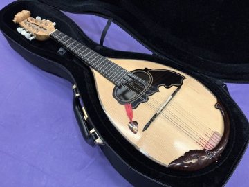 ◆ S.Watanabe TOKYO Anno 1994 ◆ 渡辺　自作 マンドリン　スーパーライトケース付属です♪ 中古品 現状でのお渡しです