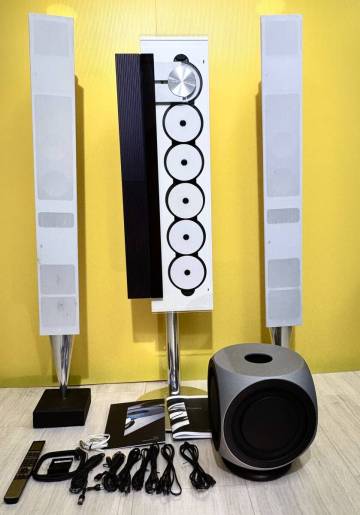 希少！B&O 世界限定1500台ホワイトバージョンBeosound9000 【6連奏CDプレイヤー】全国発送 バング&オルフセン Bang&Olufsen ベオサウンド