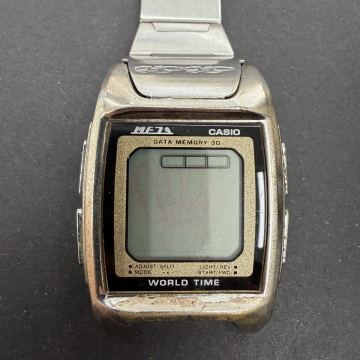 [鑑定済] CASIO META ME-110 デジタル腕時計 デジタルウォッチ ヴィンテージ
