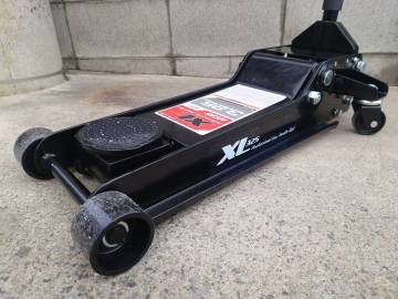 1円スタート 極上中古　アルカン 3.25トン ガレージジャッキ　大型ゴムパッド付き　arcan 3.25t 低床 スチール製 油圧ジャッキ 黒 3t 325