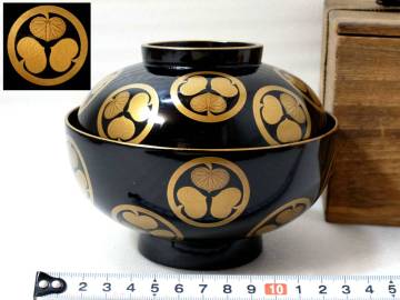 11★希少 尾張徳川家伝来 本金蒔絵 三ッ葉葵 御紋散 黒塗大椀 時代箱