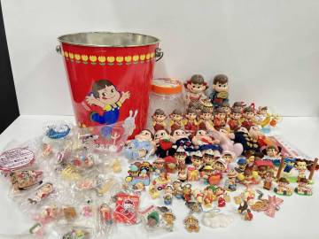 ジャンク 【大量まとめ売り】ペコちゃん グッズ フィギュア 人形 ぬいぐるみ キーホルダー 昭和レトロ
