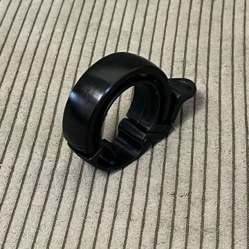 KNOG Oi ベル　ブラック　LARGE &phi;31.8