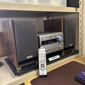 専用ガラス台&純正インシュレーター付き　ONKYO CD SD ミニコンポ リモコン付