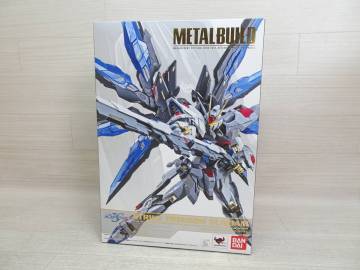 10/&Omega;008★METAL BUILD ZGMF-X20A ストライクフリーダムガンダム 「機動戦士ガンダムSEED DESTINY」中古品