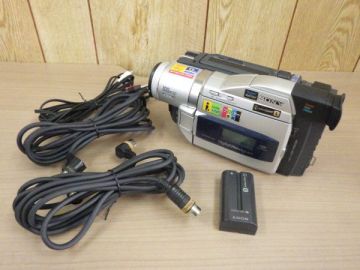 ジャンク●SONY ソニー デジタル8ビデオカメラ DCR-TRV820 液晶劣化