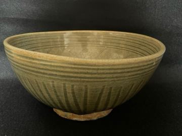 宋胡録（スンコロク) サワンカロク窯 青磁鉢 タイ古陶14～15世紀頃