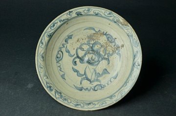 15-16世紀 安南鉄絵花草紋皿・シーサッチャナーライ窯・スコータイ～アユタヤ朝 ★【YB】ベトナム古玩古玩骨董SH04