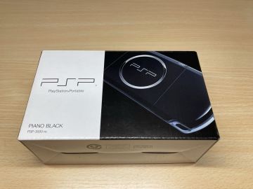 新品未使用品　PSP3000ブラック　 SONY ソニー プレイステーションポータブル