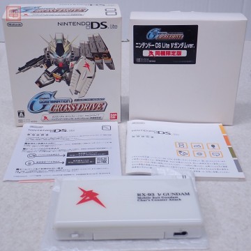 動作品 ニンテンドーDS SDガンダム Gジェネレーション クロスドライブ 本体 USG-001 VガンダムVer.同梱限定版 バンダイ 箱説付【10